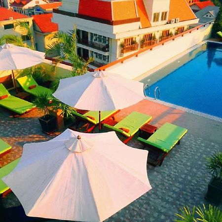 Cheathata Cta Hotel Siem Reap Bagian luar foto