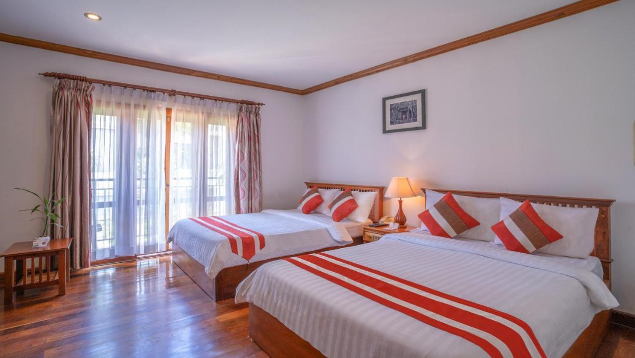 Cheathata Cta Hotel Siem Reap Bagian luar foto