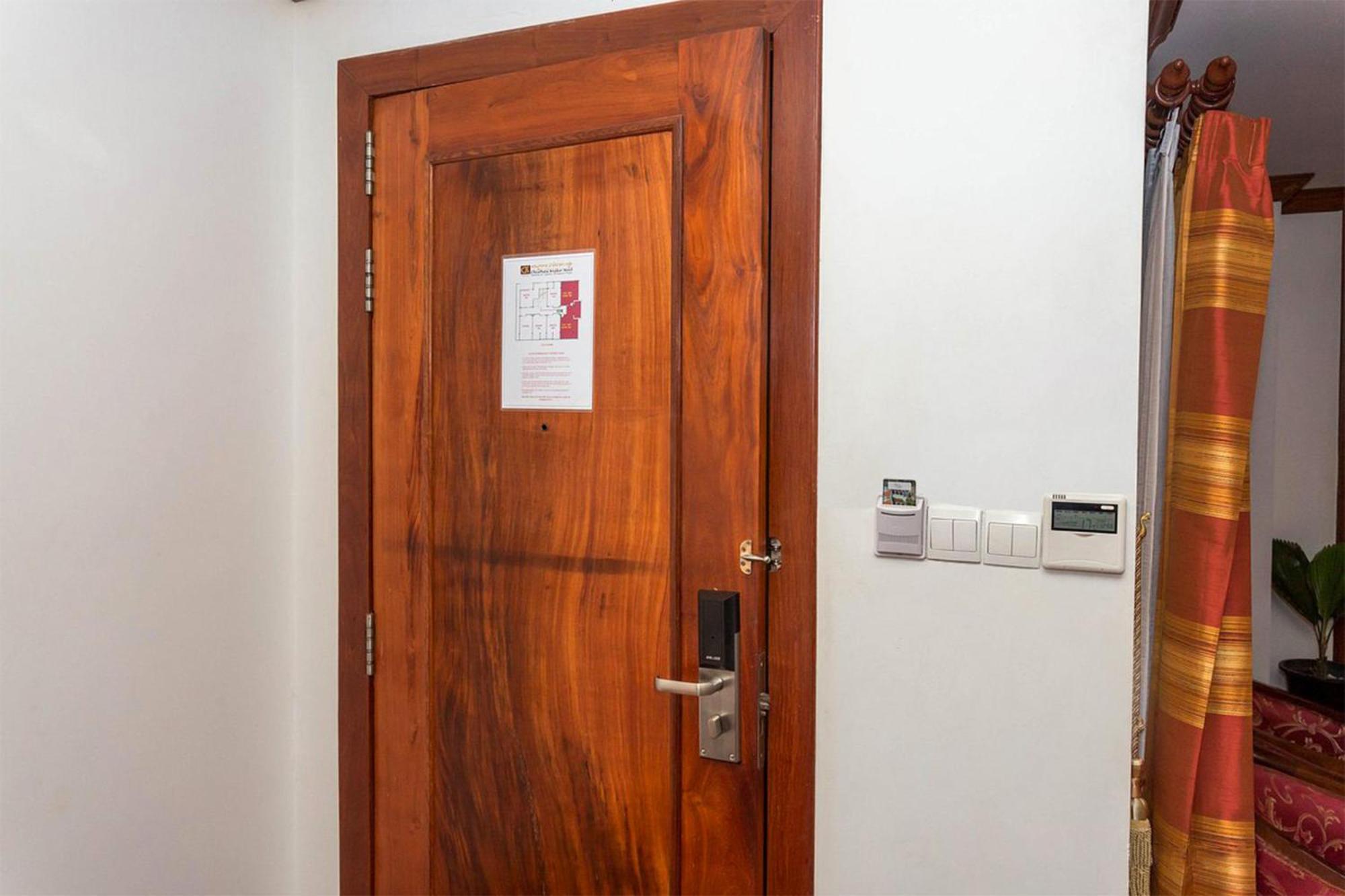 Cheathata Cta Hotel Siem Reap Bagian luar foto