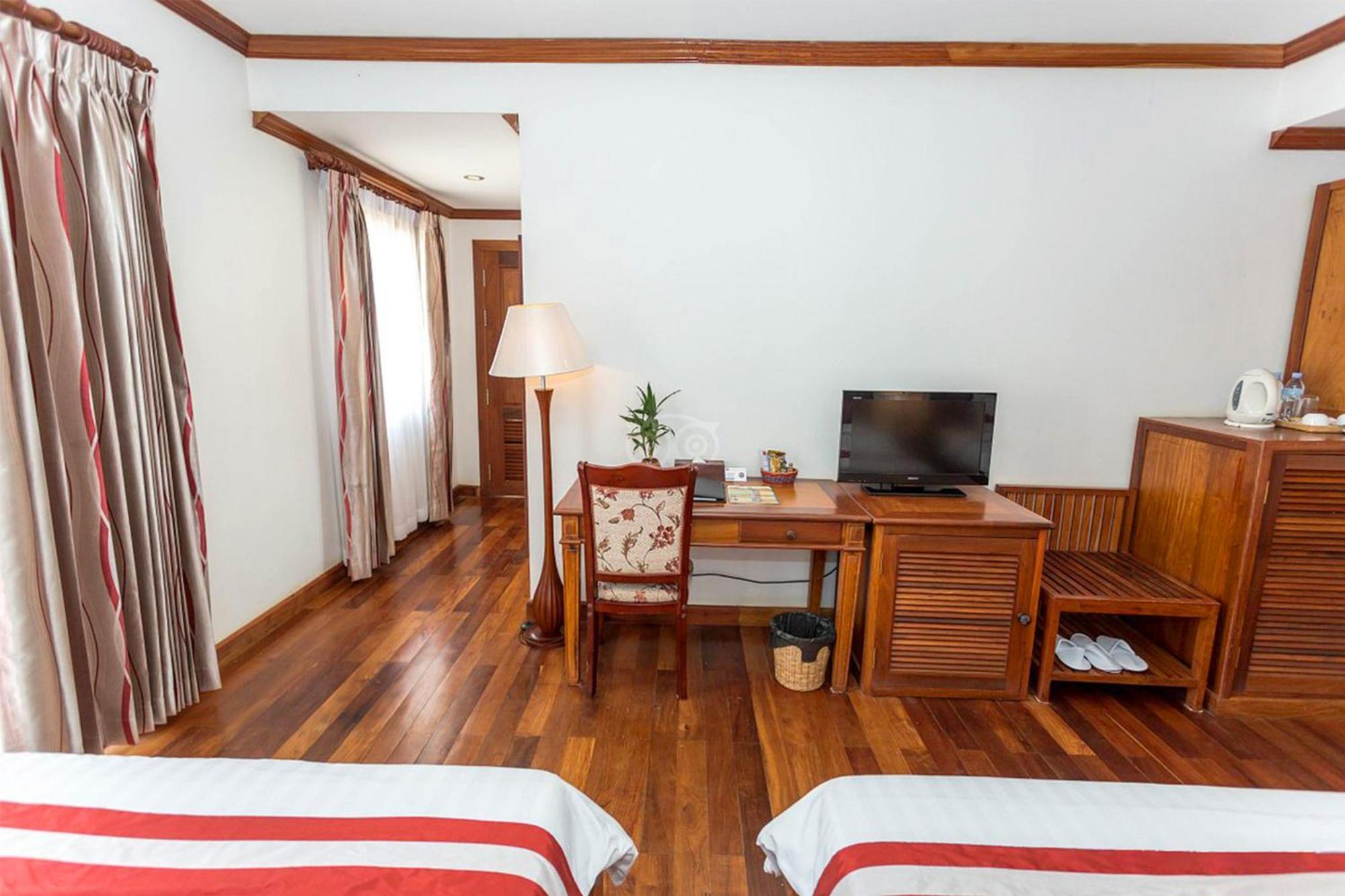 Cheathata Cta Hotel Siem Reap Bagian luar foto