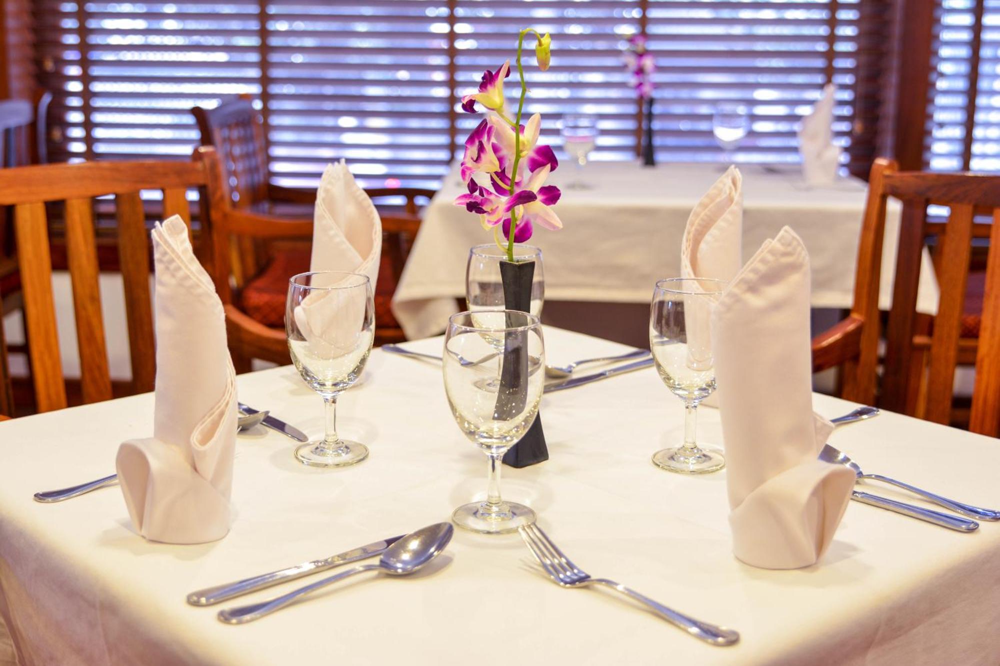 Cheathata Cta Hotel Siem Reap Bagian luar foto