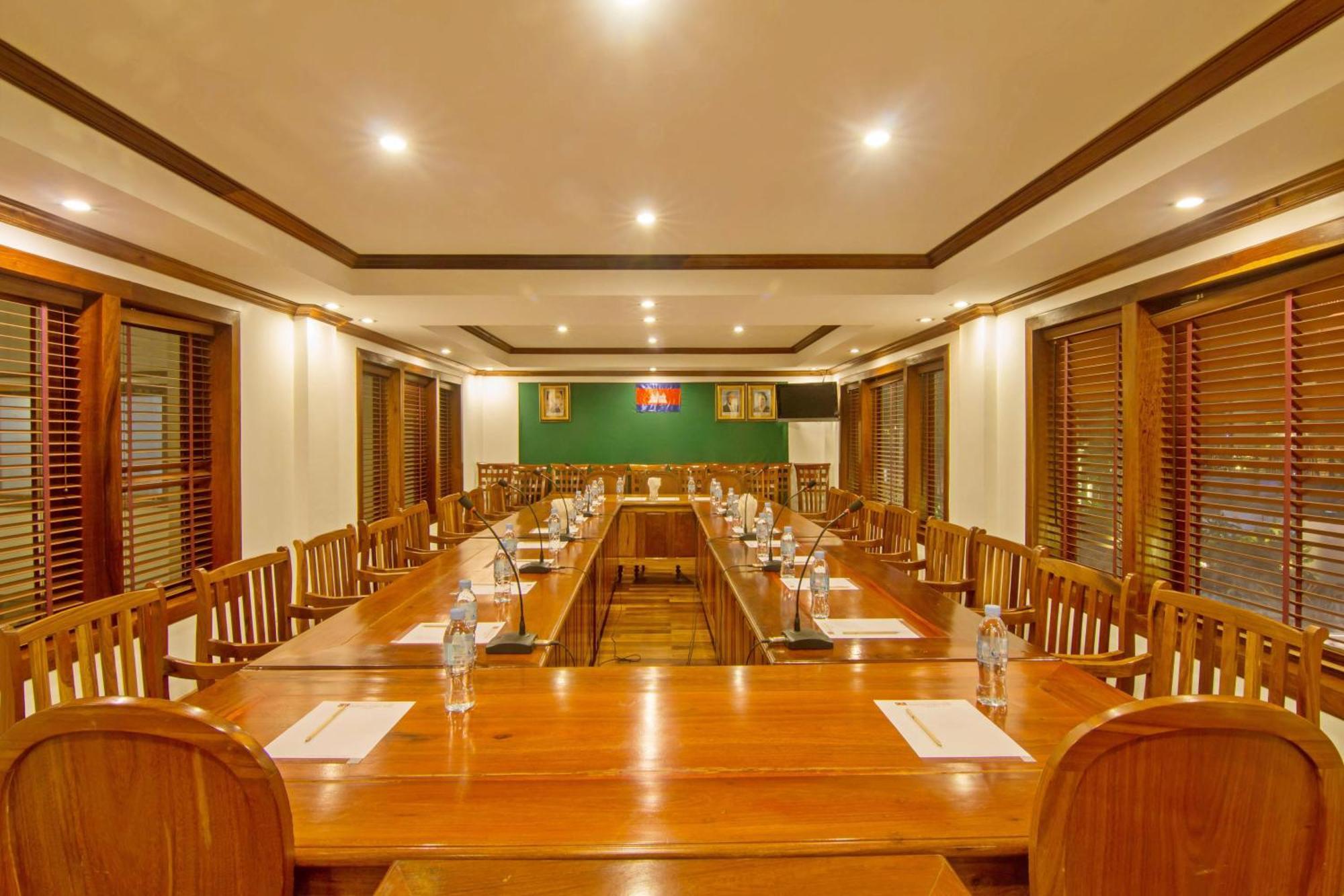 Cheathata Cta Hotel Siem Reap Bagian luar foto